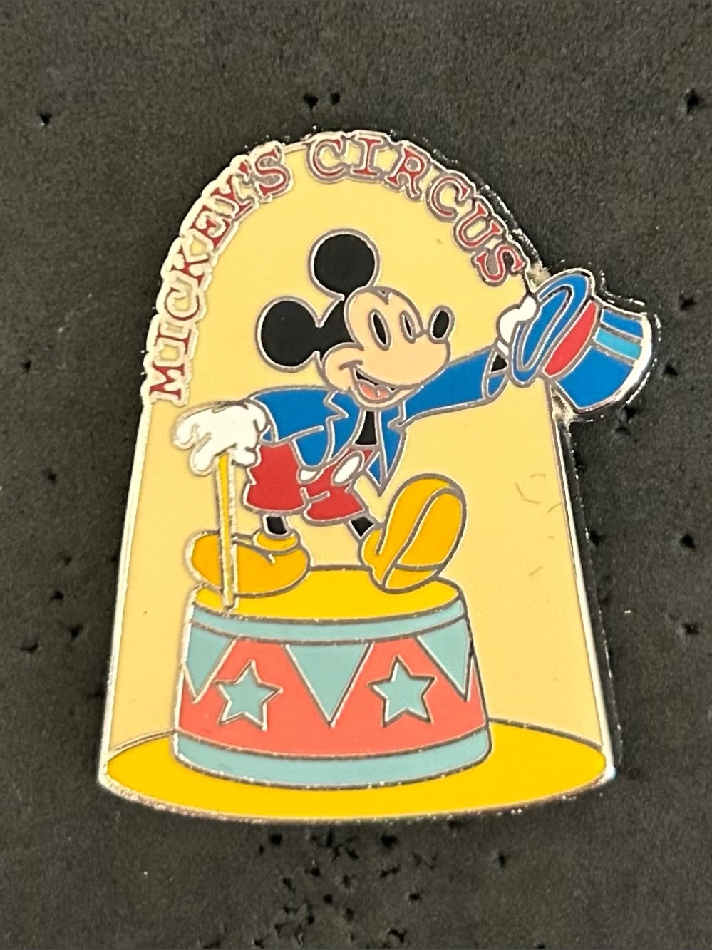 2002 Disney Store Trading Pin 12 Months of Magic Mickey's Circus Mickey Mouse